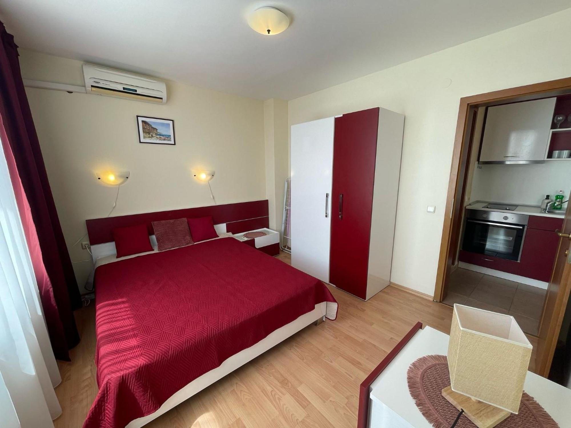 Grand Resort - Imperial Crown Fort Club - Prestige Apartments Elenite Bilik gambar