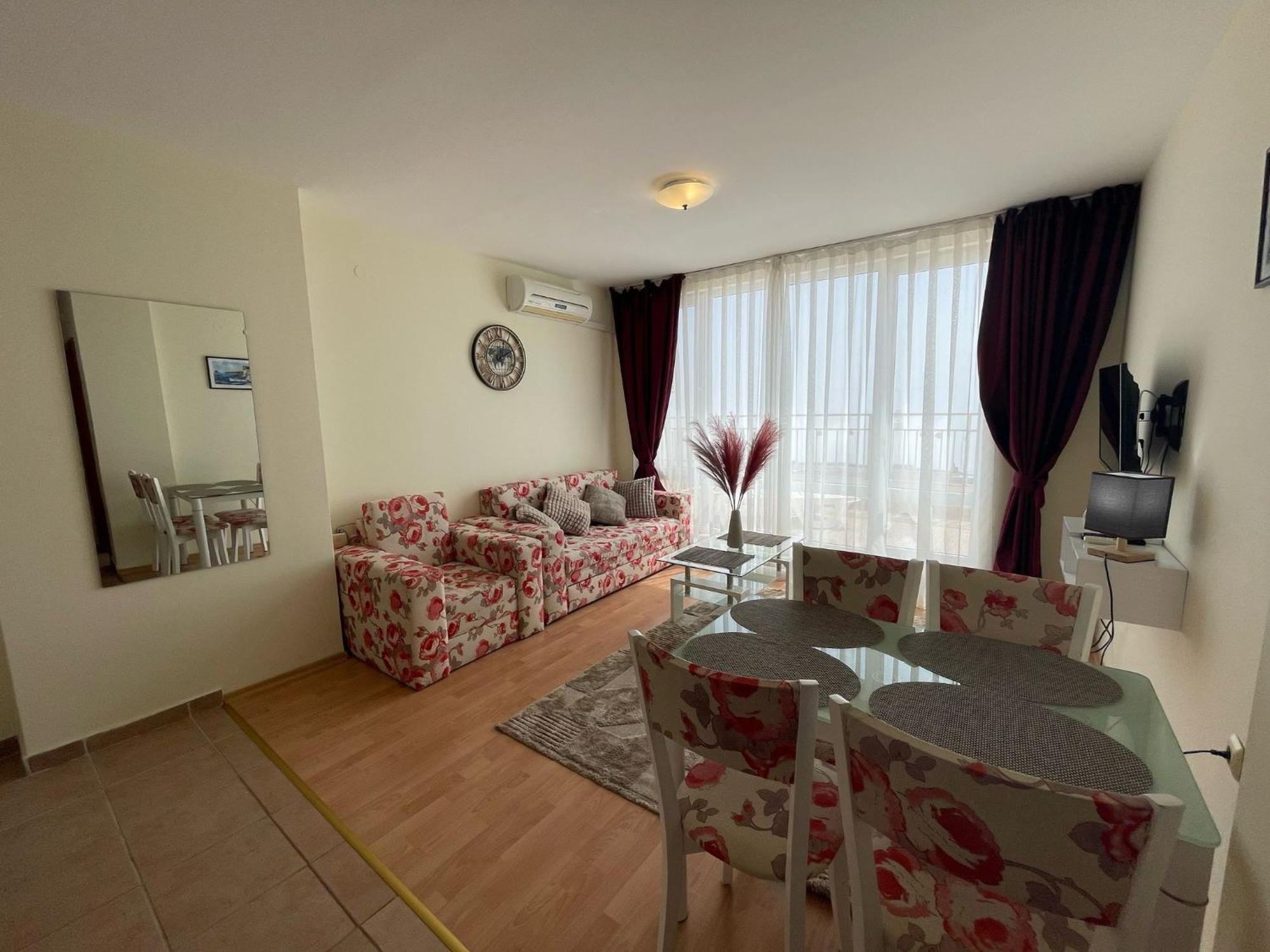 Grand Resort - Imperial Crown Fort Club - Prestige Apartments Elenite Bilik gambar